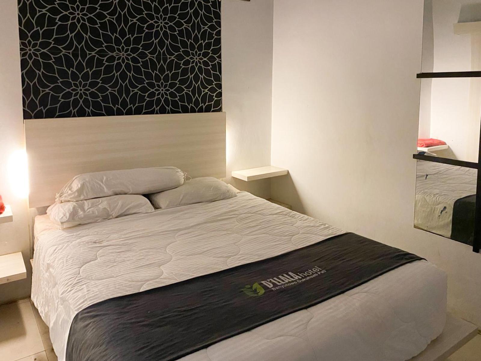 Reddoorz Near Pantai Idola Banyutowo Hotel D'Llala Pati Ngoại thất bức ảnh